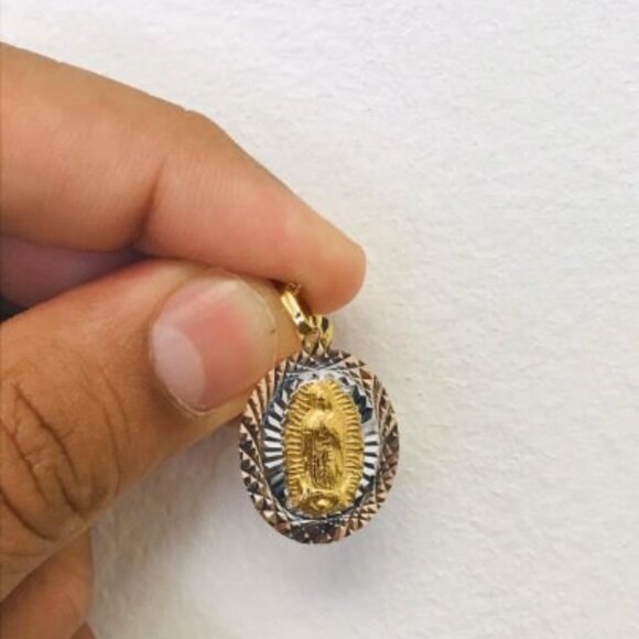 14K GF Virgen de Guadalupe Pendant 26x18mm Necklace Mariner Link Chain 18" Adult - Picture 4 of 5